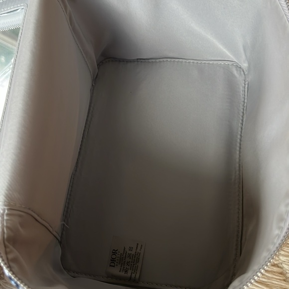NWOT DIOR Beauty Vanity Case With Mirror Around The World Motif 2024 - Picture 8 of 8